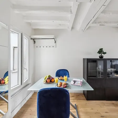 Apartment Flat Near Le Louvre *