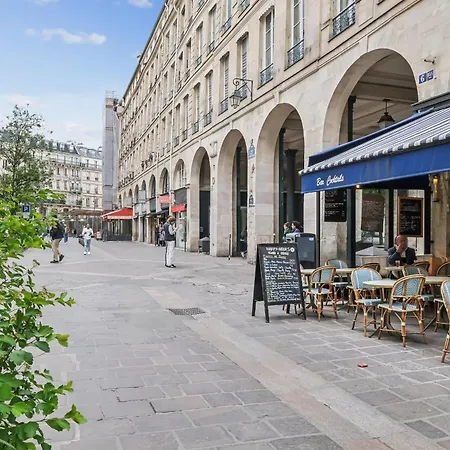 Apartment Flat Near Le Louvre *